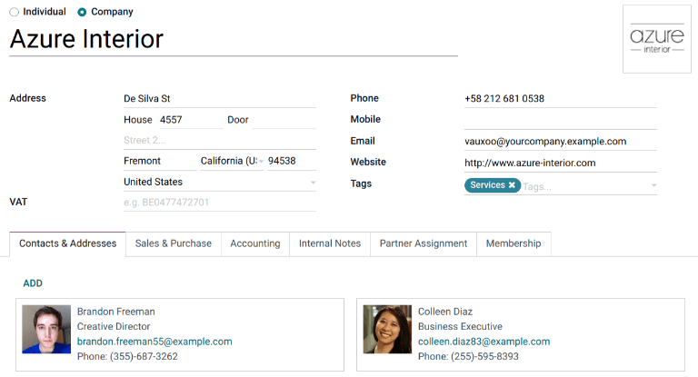 在联系表单中添加联系人/地址。