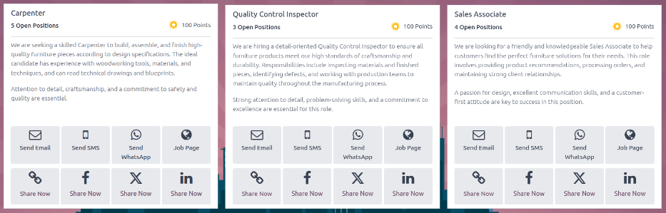 “查看工作”屏幕，显示当前所有空缺职位。所有信息都 显示在卡片上。