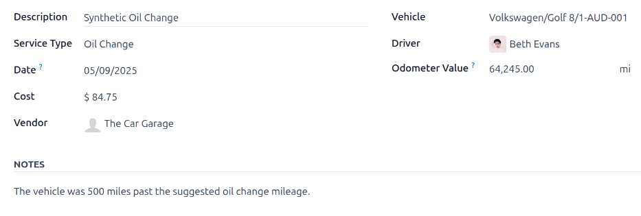 输入新服务的信息。必填字段为服务类型和车辆。